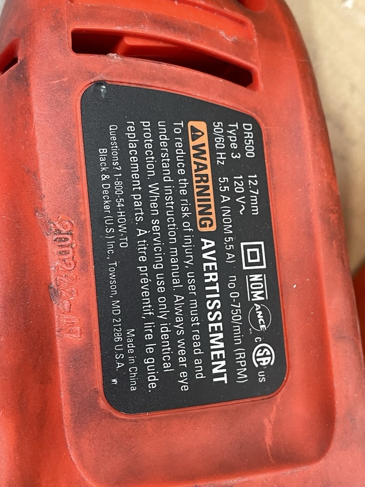 Black & Decker DR500 1/2" 120v 5.5amp Variable Speed Reversable Drill