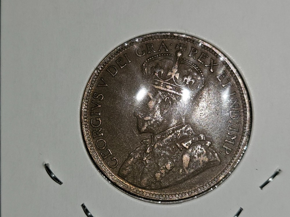 1916 Canada One Cent Queen Victoria Large Cent "EF"