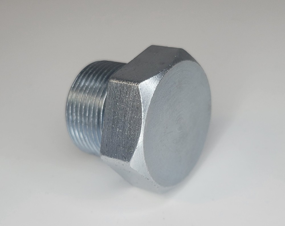 Cummins Engine Oil Drain Plug 1" x 18 Thread Size Cummins # 3055069