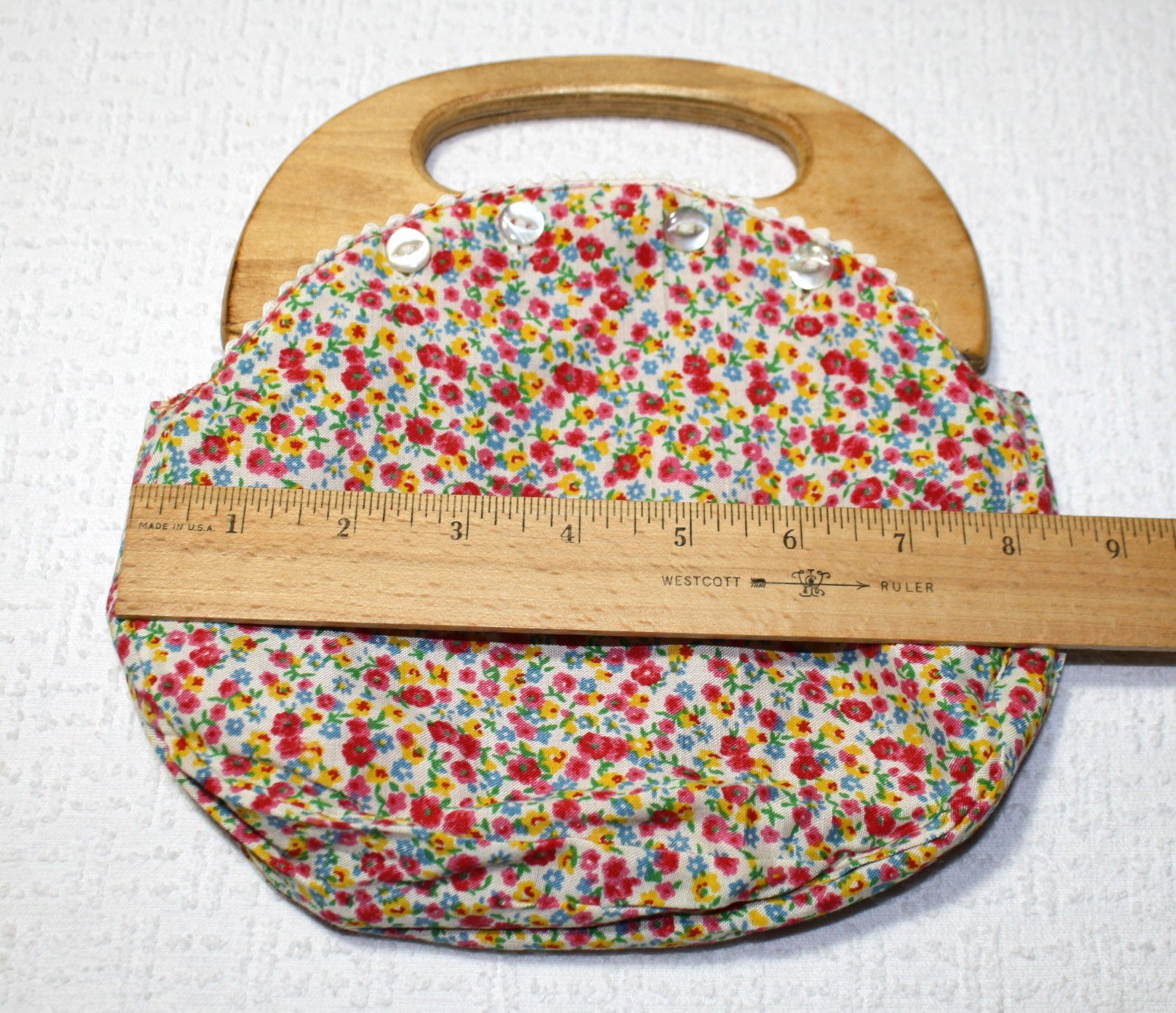 Vintage 1980s Girl's Bermuda Bag Wooden Handle Purse with 6 Handmade Covers