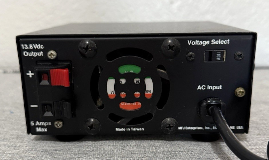MFJ 25 Amp MightyLite Switching Power Supply - Model MFJ-4125 - Tested / Works!