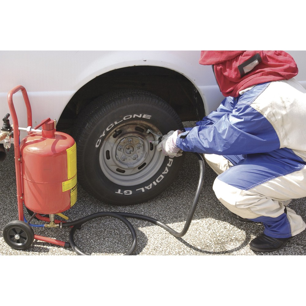 Allsource Roll-About Abrasive Pressure Blaster with Deadman Handle, 20-Lb.