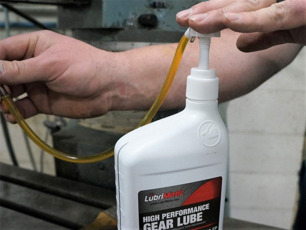 Lubrimatic Fluid Quart Pump, Fits Standard Quart Bottles