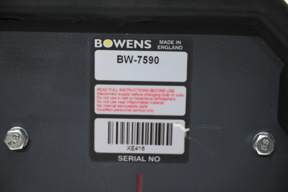 Bowens QuadX 3000 power pack