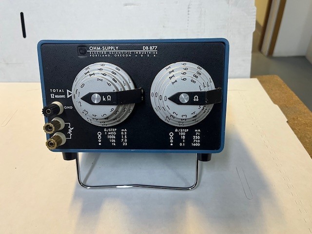 ESI DB877