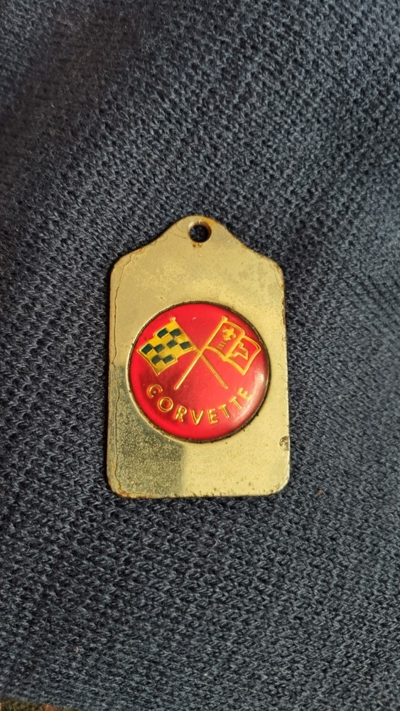 vintage corvette keychain