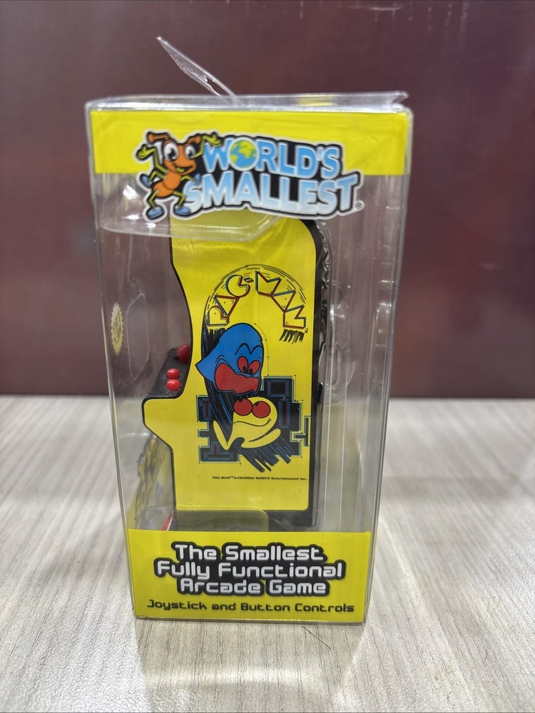Pac Man Mini Arcade Machine by Tiny Arcades 2017 NIB