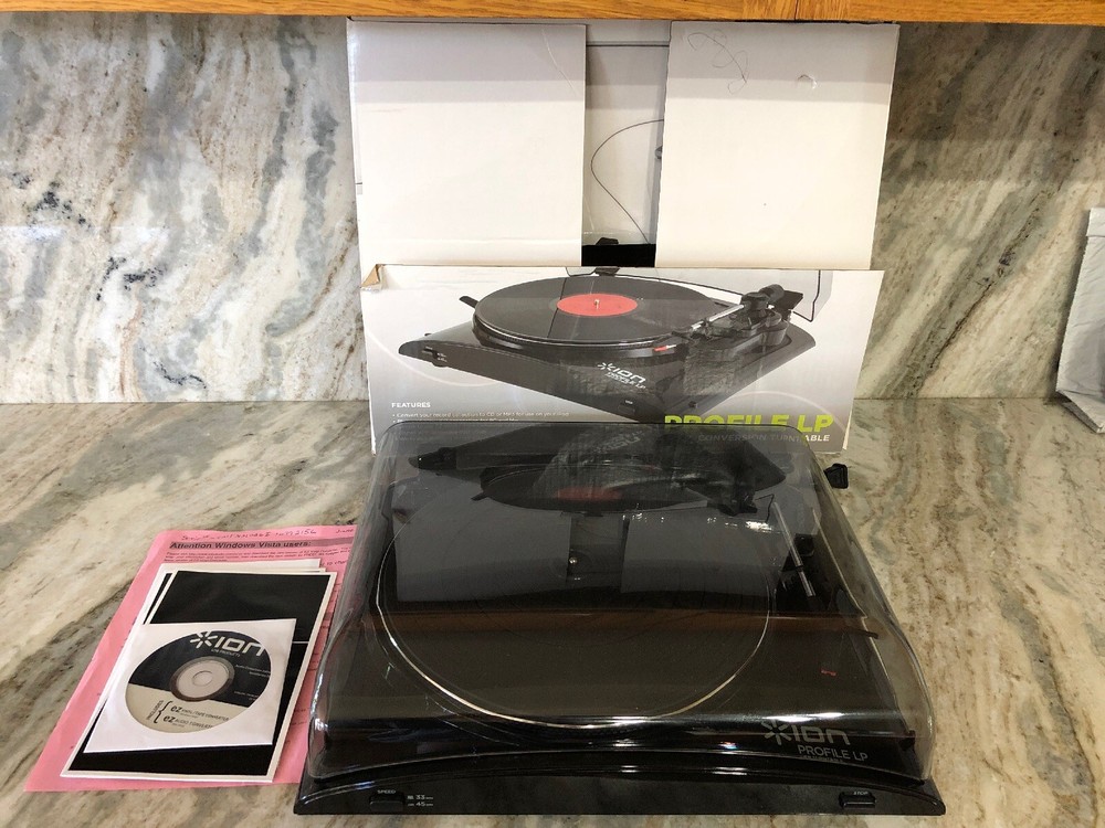 EZ ION Audio PROFILE LP Vinyl Conversion Turntable Convert CD Digital MP3 iPod