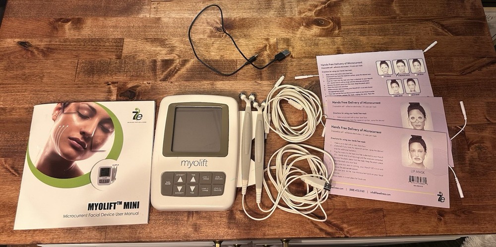 7e Wellness MyoLift Mini Microcurrent Facial Device