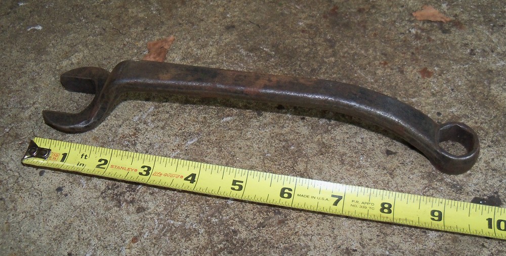 VINTAGE 6 POINT SPARK PLUG COMBINATION OFFSET WRENCH, M-40-17017