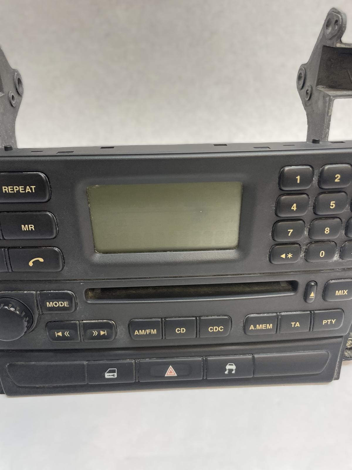 2003 JAGUAR S TYPE Radio Receiver from VIN M45255 (AM-FM-stereo) CD player OEM