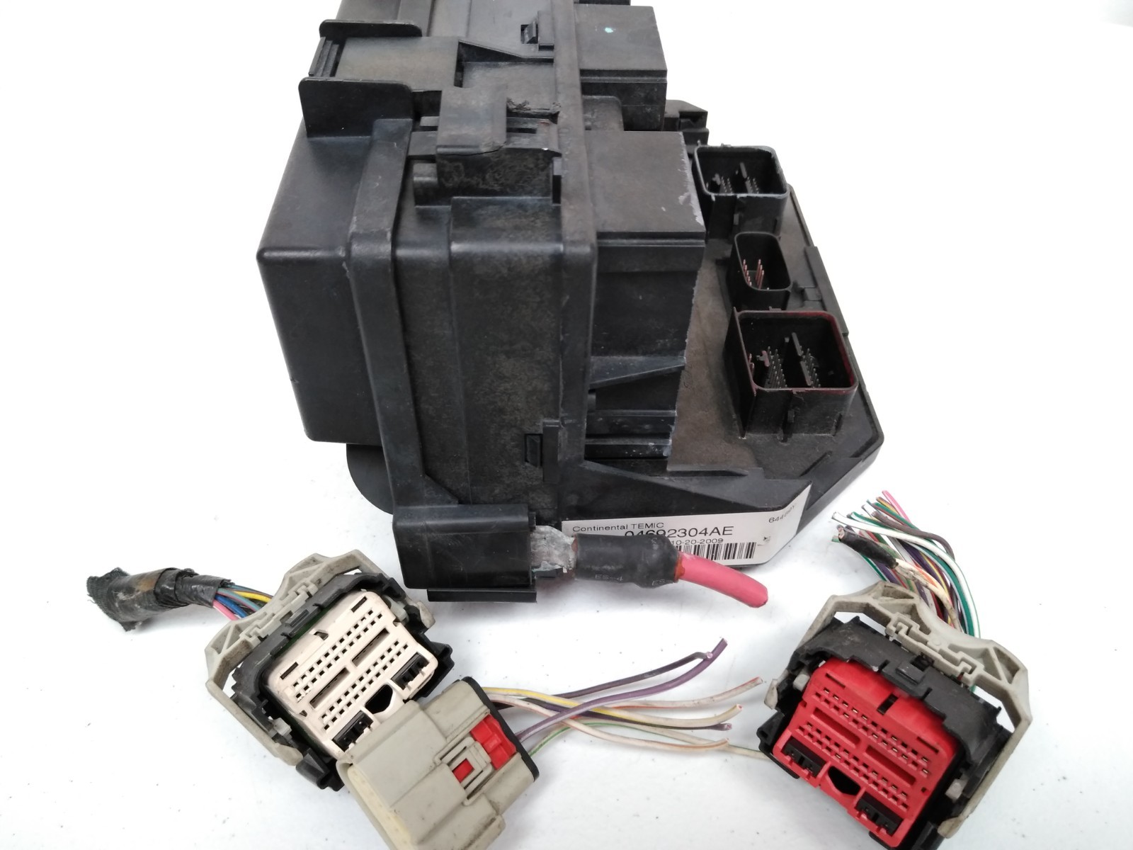 04692304AE Jeep 2009 2010 Liberty Fuse Box Dodge Nitro Front Relay Engine OEM J8