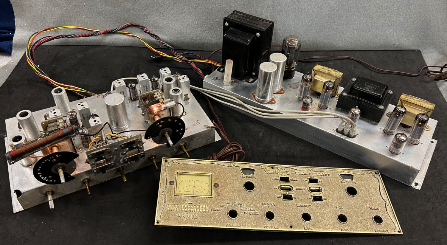 The New Englander by Guild Tube Amp & AM/FM Tuner Console Chassis