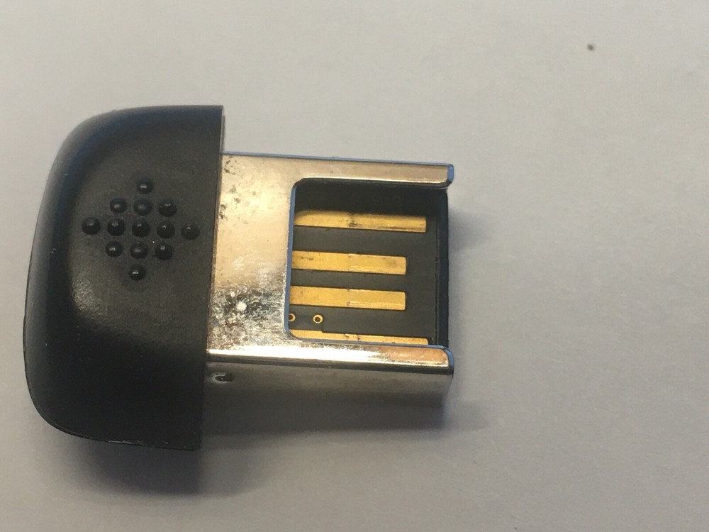 Fitbit Dongle model fb150