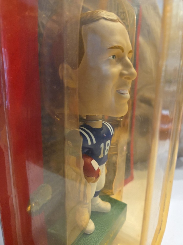 Peyton Manning Bobblehead Play Makers by Upper Deck includes collectible card