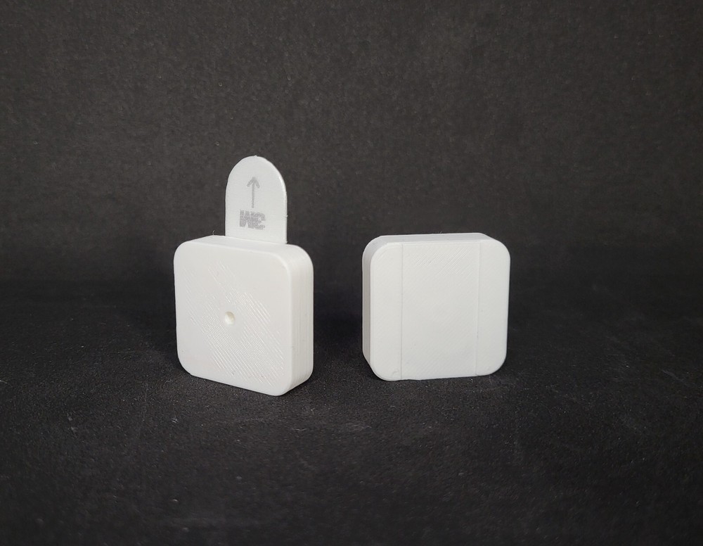 wall mount for Philips Hue 570977 Motion sensor Indoor use (no drill, no damage)