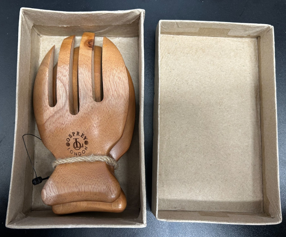 Osprey salad hands [WG]