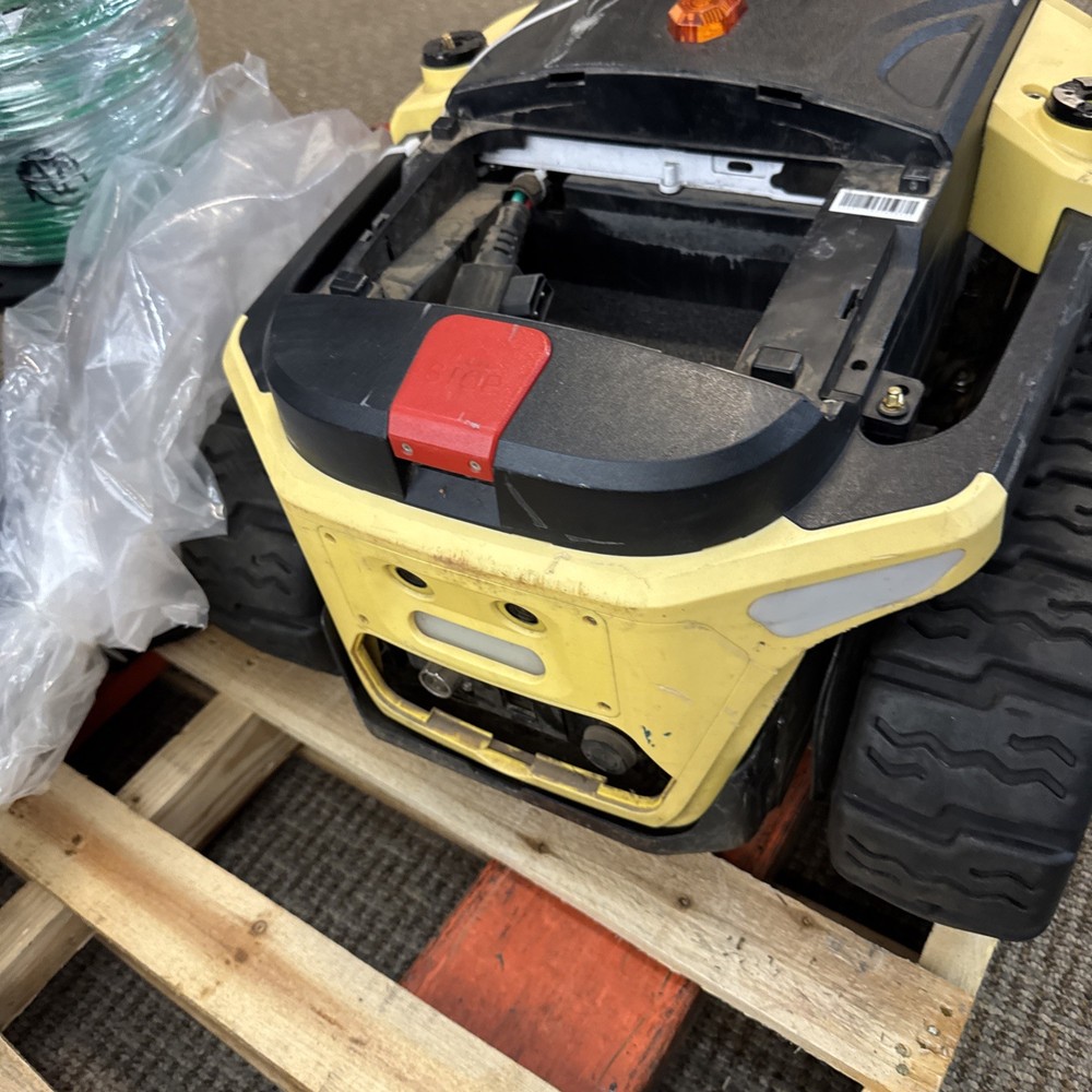YARBO Core Modular Robot For Parts Not Tested