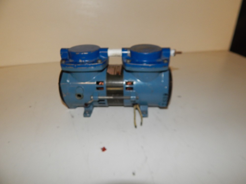 THOMAS INSTRUMENTS MODEL 2107CA18676TFE-1 PUMP (SQS41)