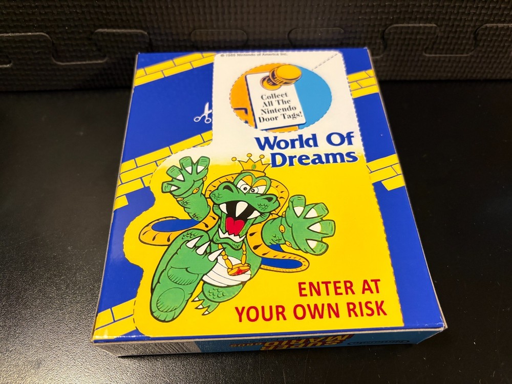 Super Mario Bros fruit snacks - Empty custom design display box