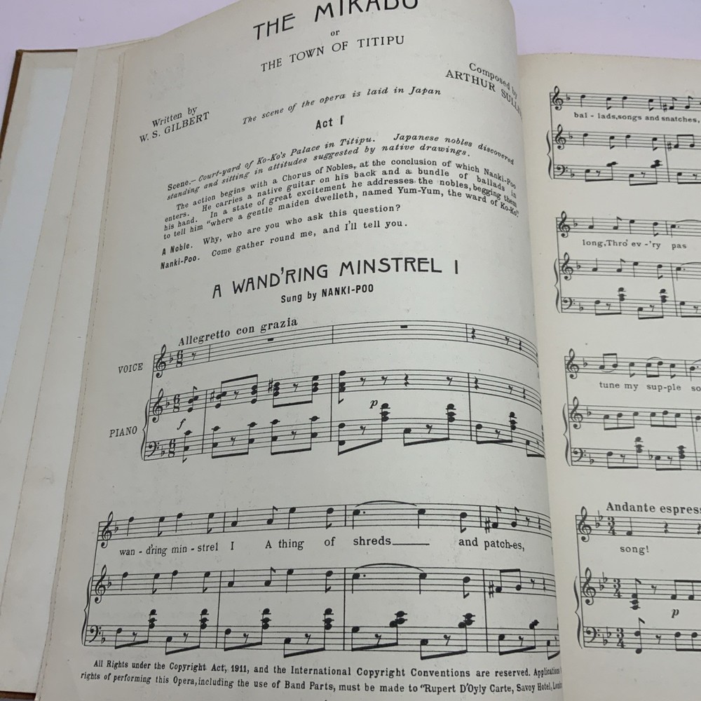 The Immortal Gilbert & Sullivan Operas Bourne Hardback