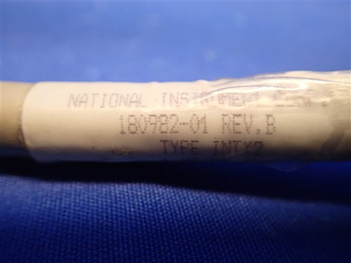 NATIONAL INSTRUMENTS 180982-01 REV. B TYPE INTX2 1 METER CABLE