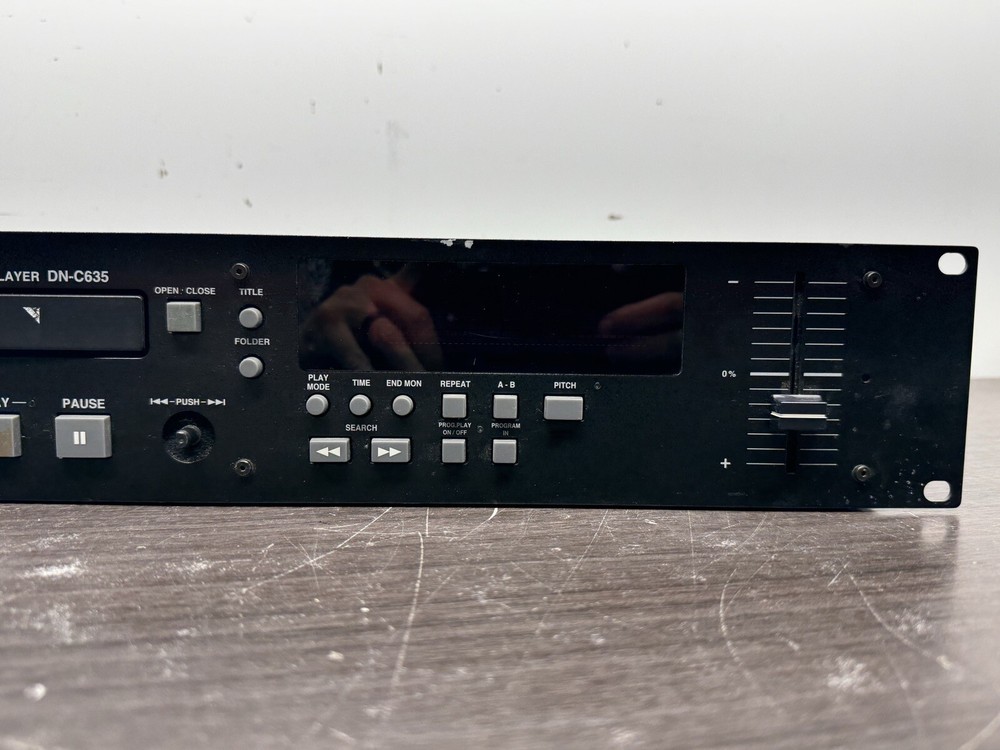 Denon COMPACT DISC/MP3 Player DN-C635 - O72