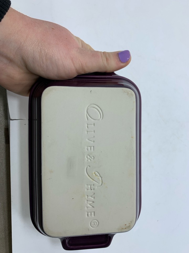 RECTANGLE SINGLE BAKER W/ HANDLES OLIVE & THYME.
