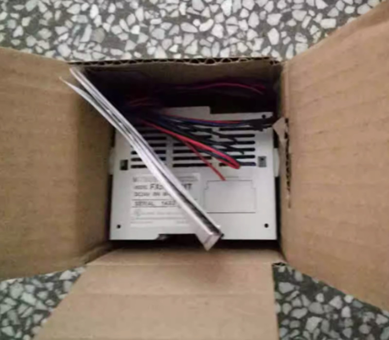 New Mitsubishi FX2NC-32MT PLC Programmable Controller One FX2NC32MT