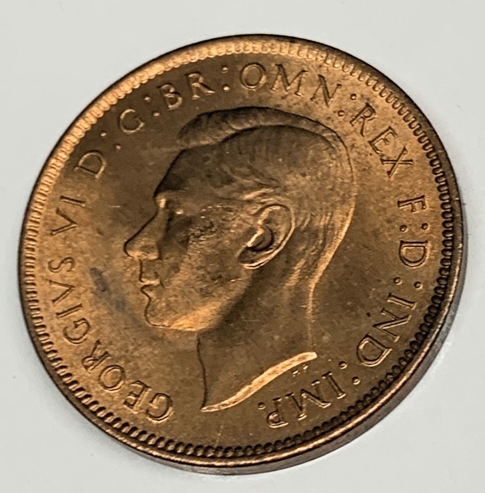 # C2696 GREAT BRITAIN COIN, ONE FARTHING 1948 Unc.