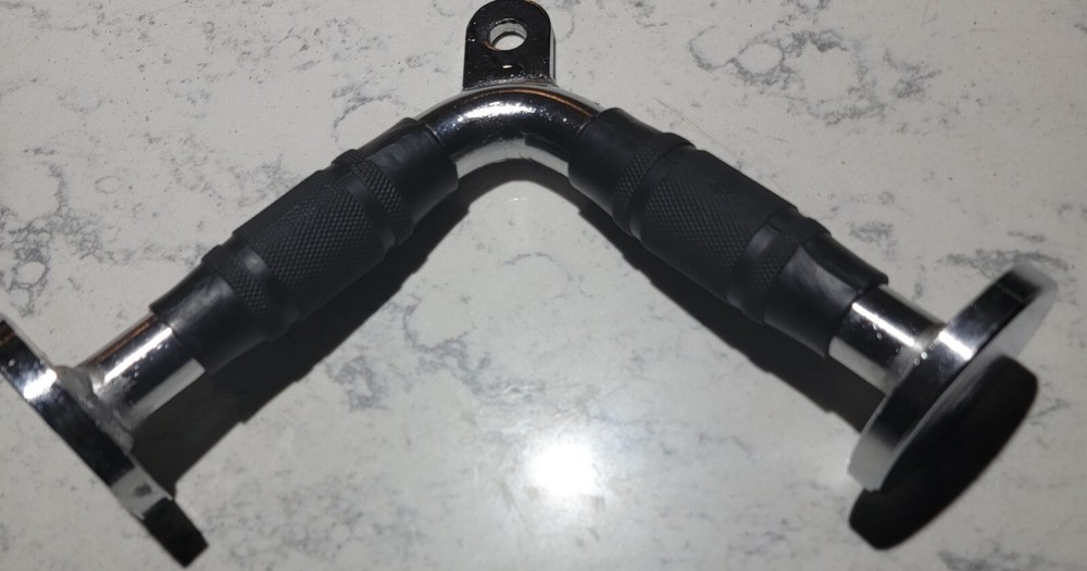 Tricep Press Down Cable Machine Attachment LAT Pulldown Gym V Pull Up Bar