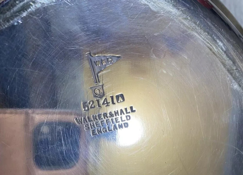 Victorian walker & hall silver Plated Serving Dish with Lid sheffield