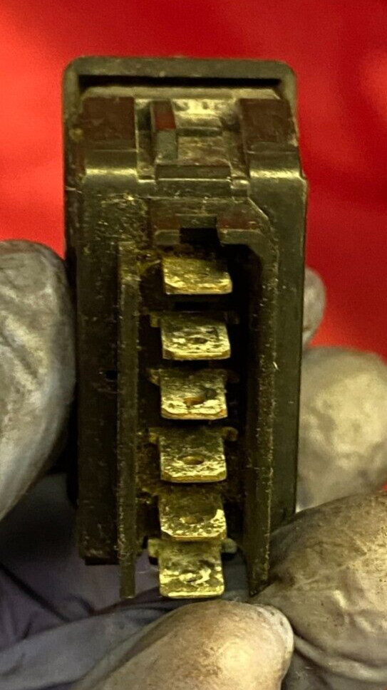 VOLVO MACK WINDOW SWITCH, ROCKER DAV 2205