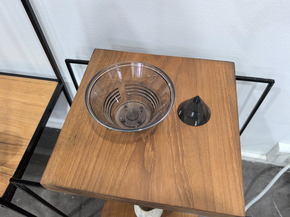 Coffee Dripper Black for Wave Filter 1 - 2 People -- W Dripper