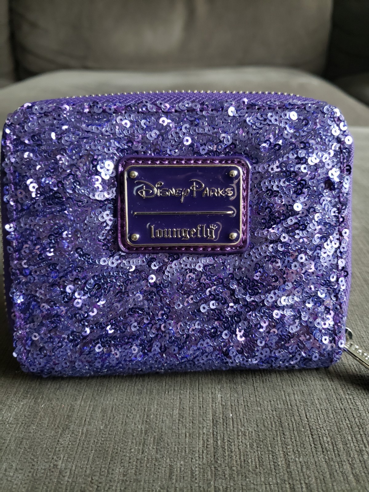 Disney Parks Exclusive Loungefly Minnie Potion Purple Sequined Wallet NWOT