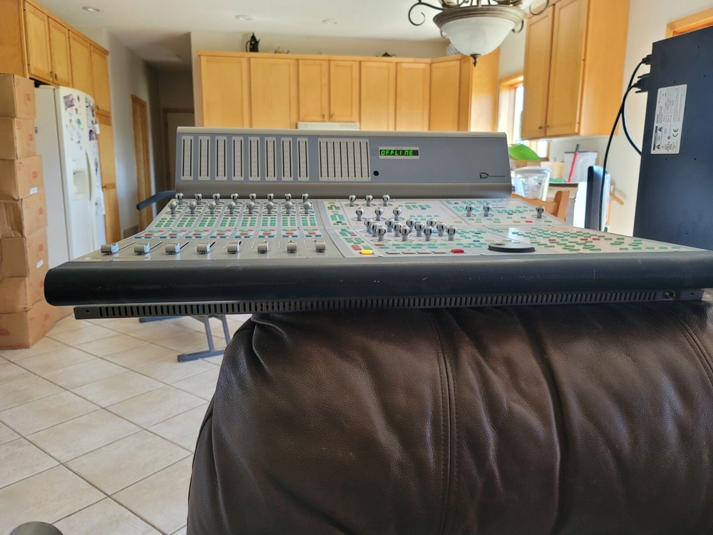 Digidesign D-Command Mixer Console Pro Tools Control Surface with x-mon