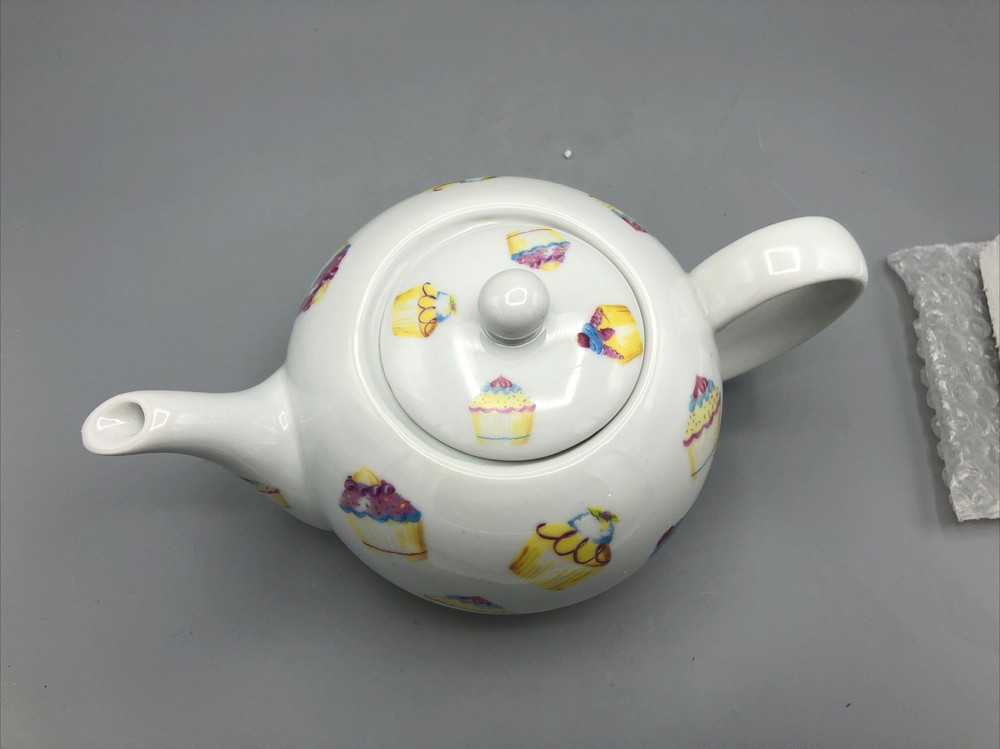 Giftcraft Teapot Porcelain Cupcake Design