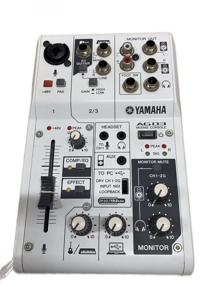 YAMAHA AG03 MIXER Used