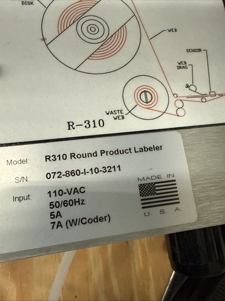 Universal R310 Round Product Semi-Automatic Labeling Machine