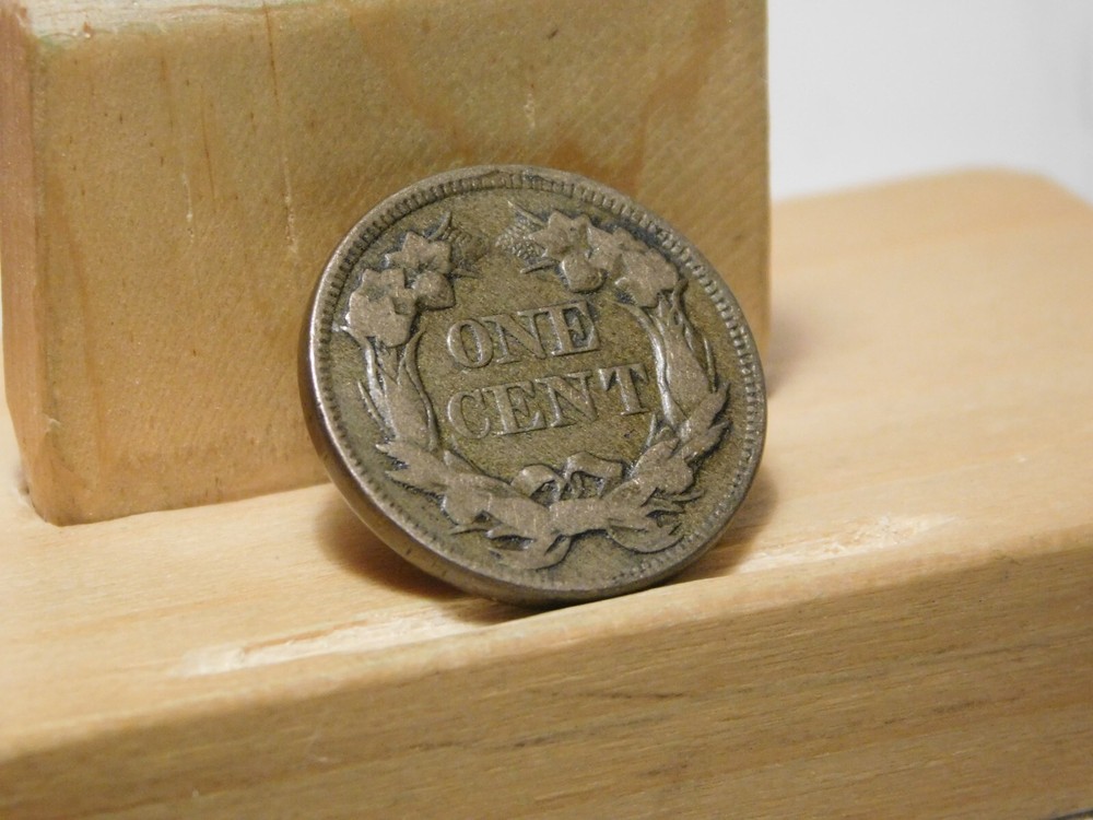 1857 U.S. Flying Eagle cent, lamination error at edge