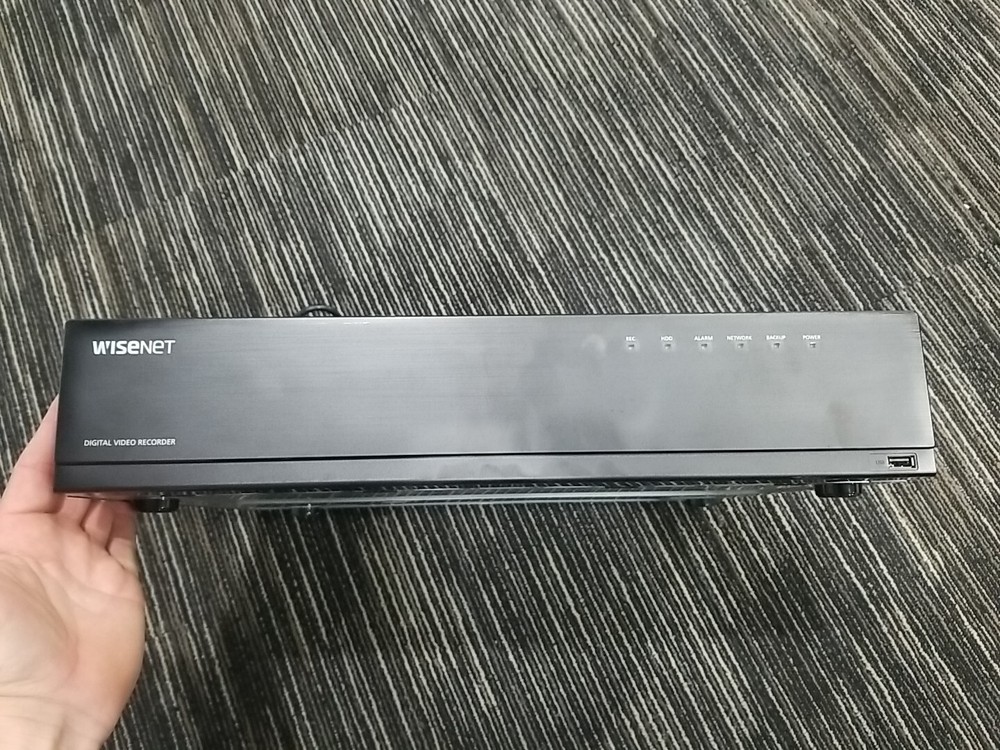 Hanwha HRX-821 with Drives