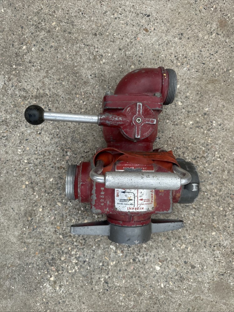 Akron Brass Style 625-A. 4-Way Hydrant Connection