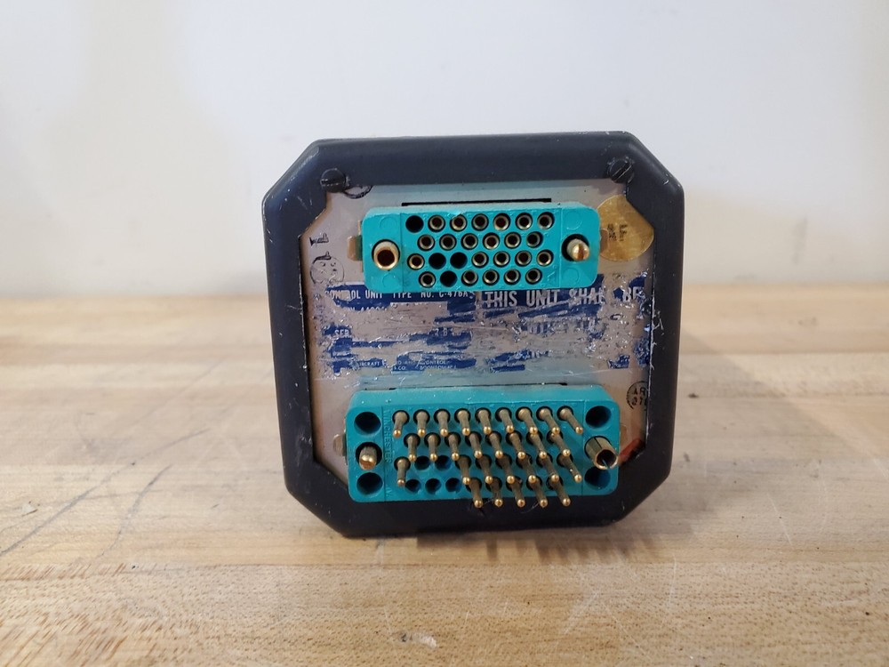 Cessna ARC 400 DME Control Unit