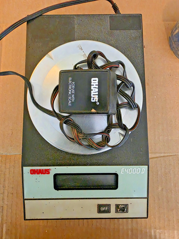 Ohaus Defender E4000D Scale - For Parts READ