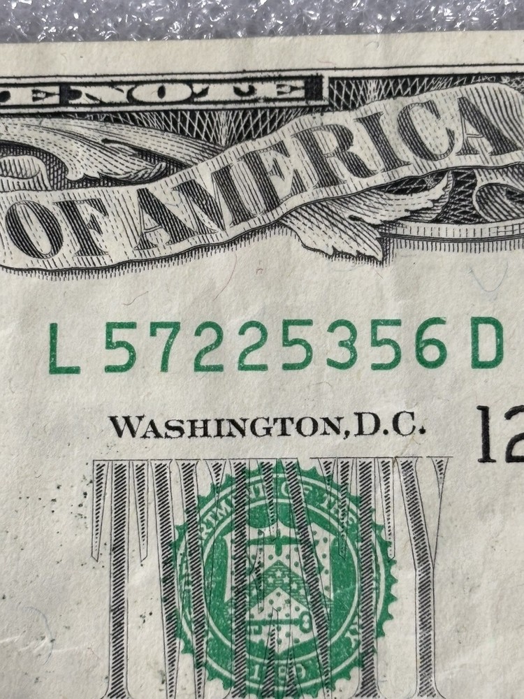 1988A $20 Error Note W/extra ink , Ink Bleeds and slightly Off Centered/Miscut