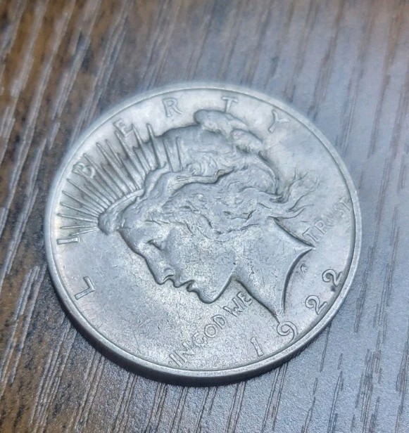 1922-D Peace Silver Dollar - Denver Mint- Raw Circulated Condition- Solid Coin!