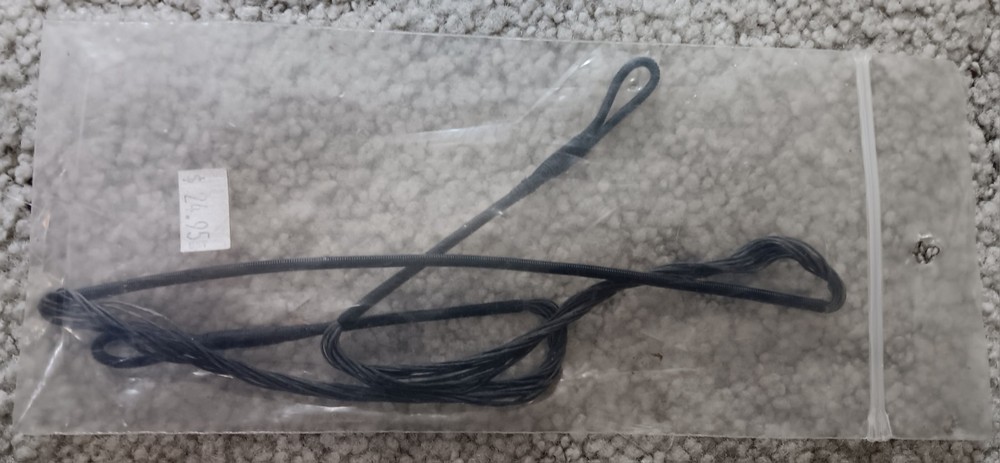 New In Package Bowstring 26.5" Length 14 Strands!