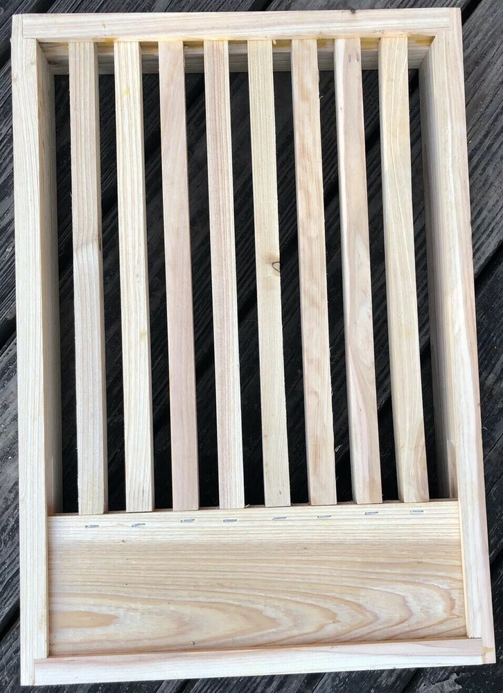 Cypress 8 frame slatted rack for Langstroth bee hive