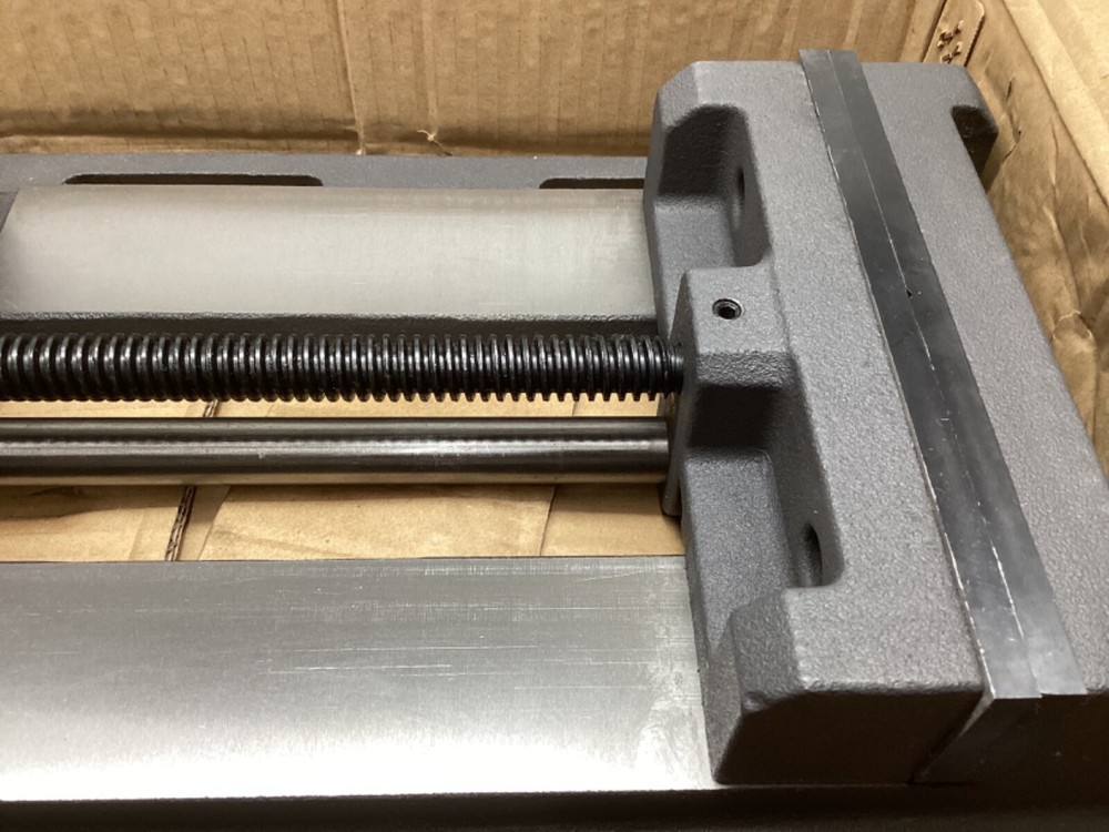 Dayton 4TK03 8" Machine Vise With Fixed Base