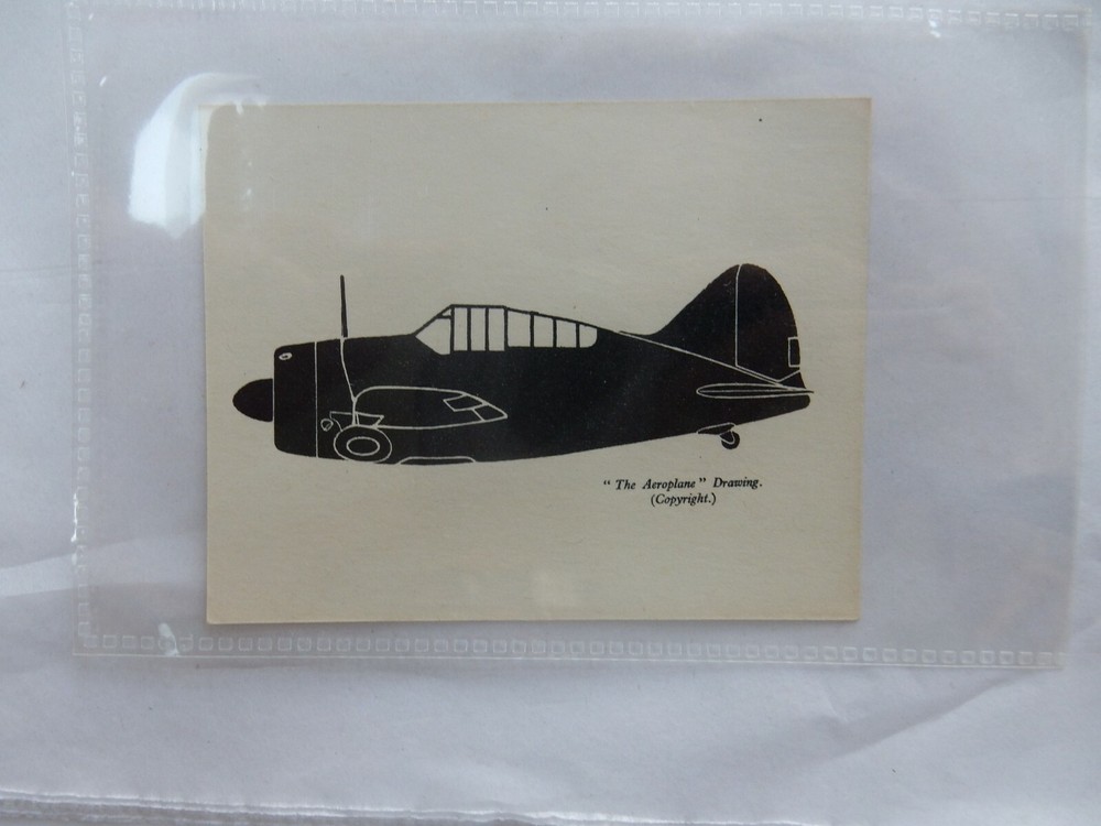 WW2 ERA SMALL RECOGNITION CARD   TYPE  ?    9 X 8 CM  /